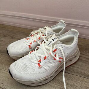 ON Cloud Surfer Max Women's size 8 (B width)